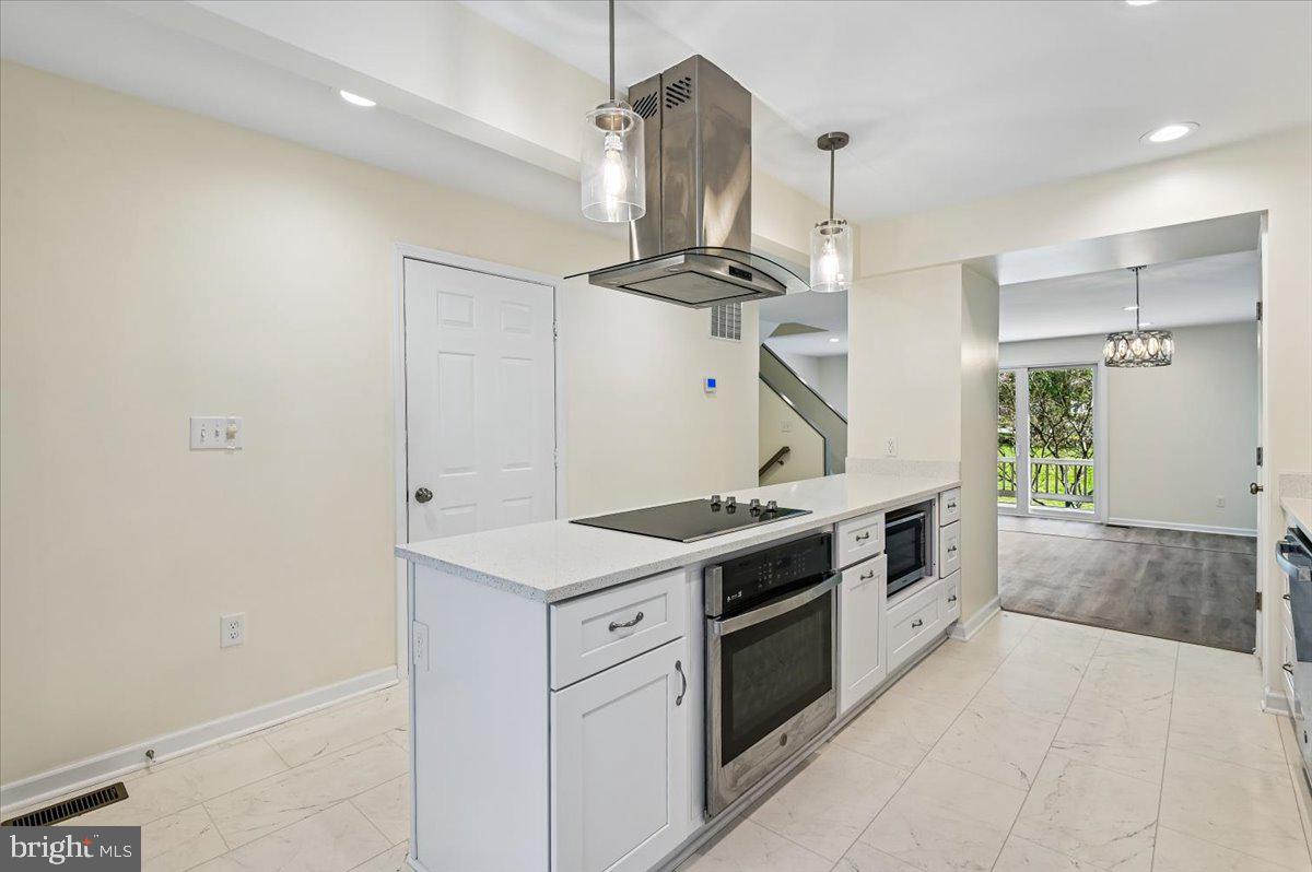 5097 Columbia Road, Unit 16 18 Columbia, MD 21044 - Photo 6 of 65 Gourmet Kitchen View 2