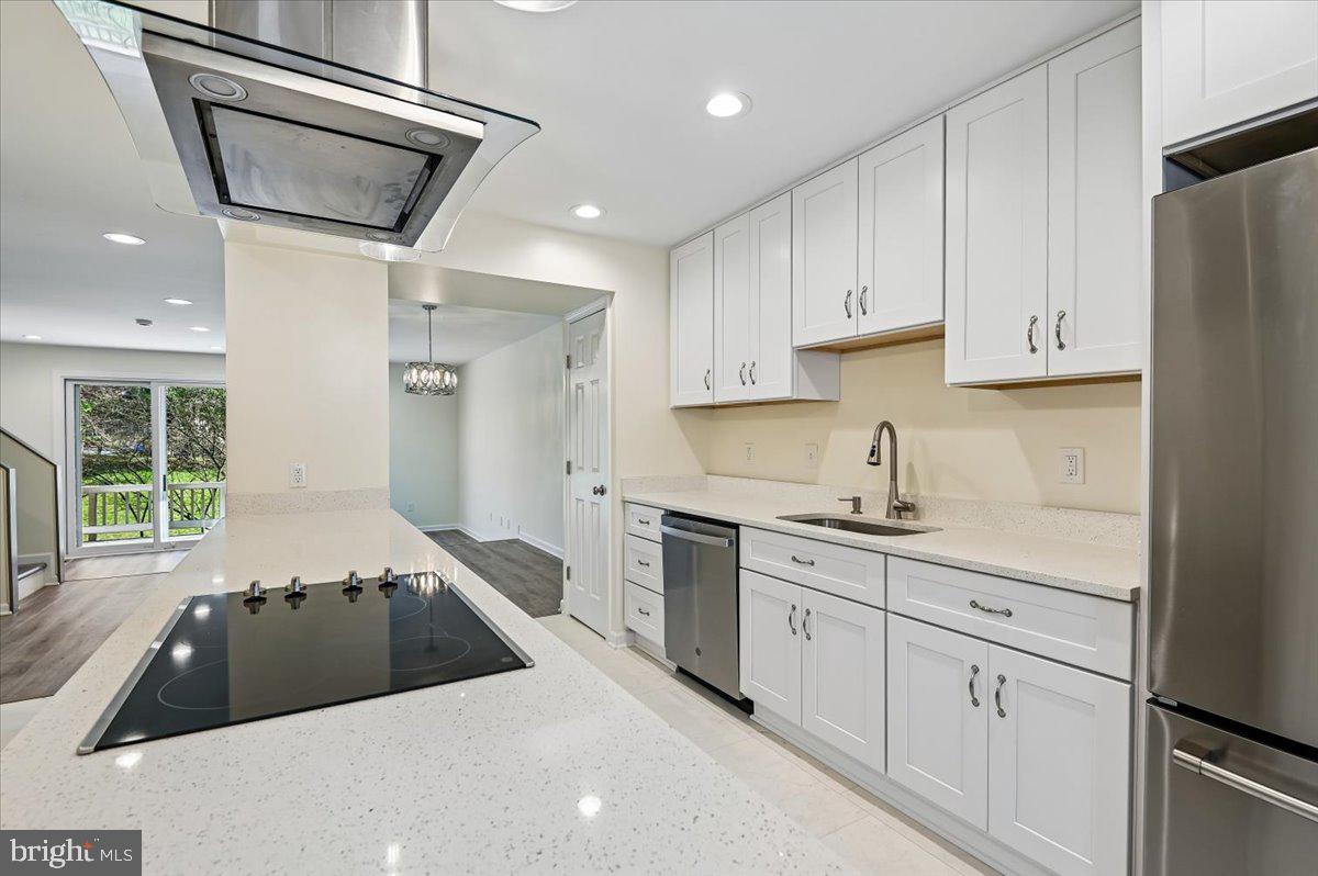 5097 Columbia Road, Unit 16 18 Columbia, MD 21044 - Photo 7 of 65 Quartz Countertops