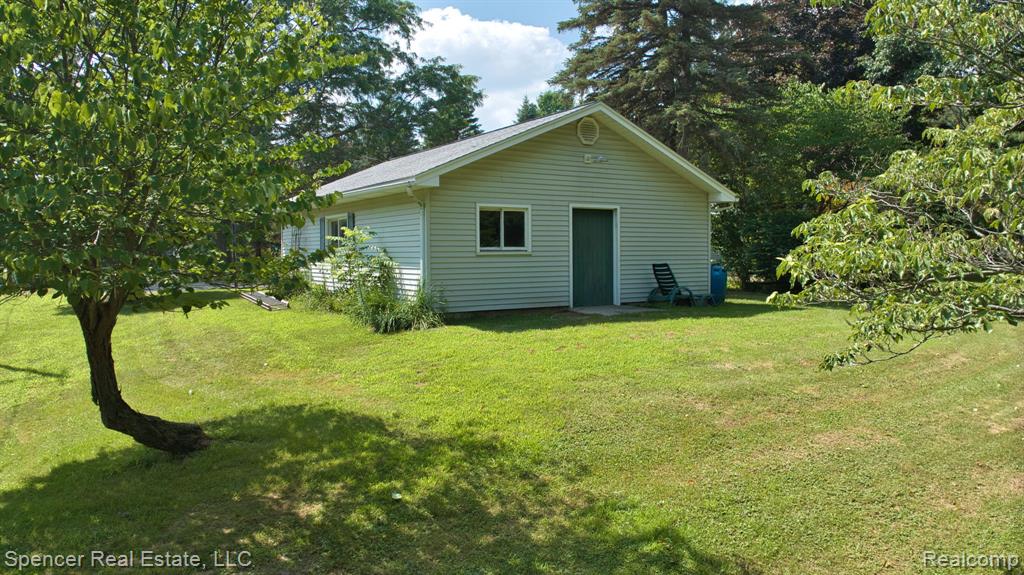 2750 College Road Holt, MI 48842 - Photo 15 of 41 Gallery Image 15