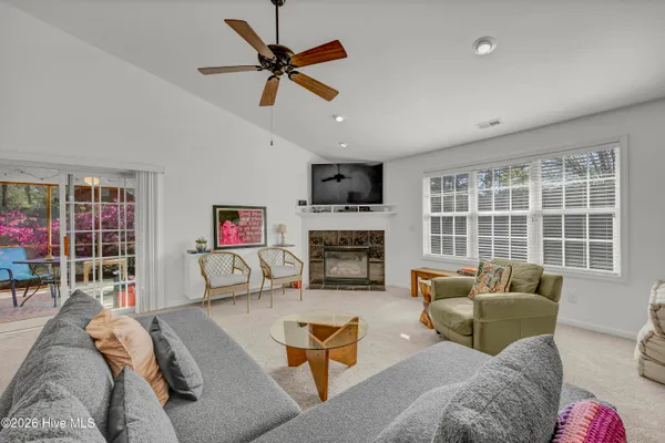 $2,700 | 4935 Coronado Drive, Wilmington, NC 28409