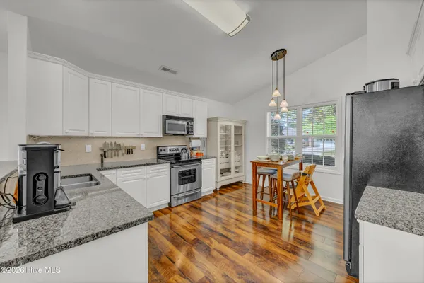 $2,700 | 4935 Coronado Drive, Wilmington, NC 28409