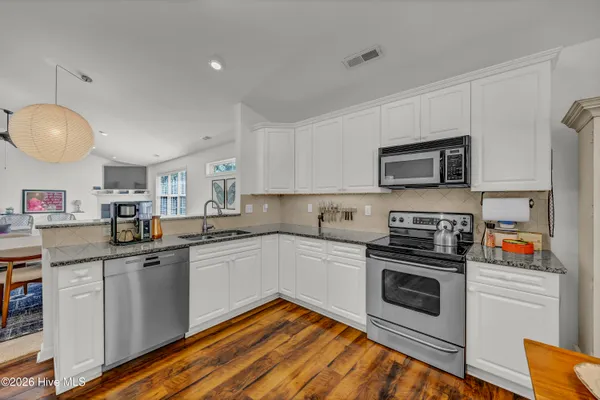 $2,700 | 4935 Coronado Drive, Wilmington, NC 28409