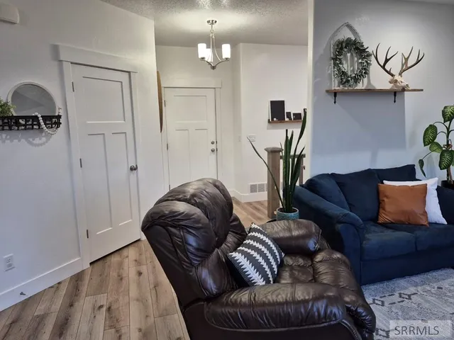 $449,900 | 1573 Petersburg Drive, Chubbuck, ID 83202