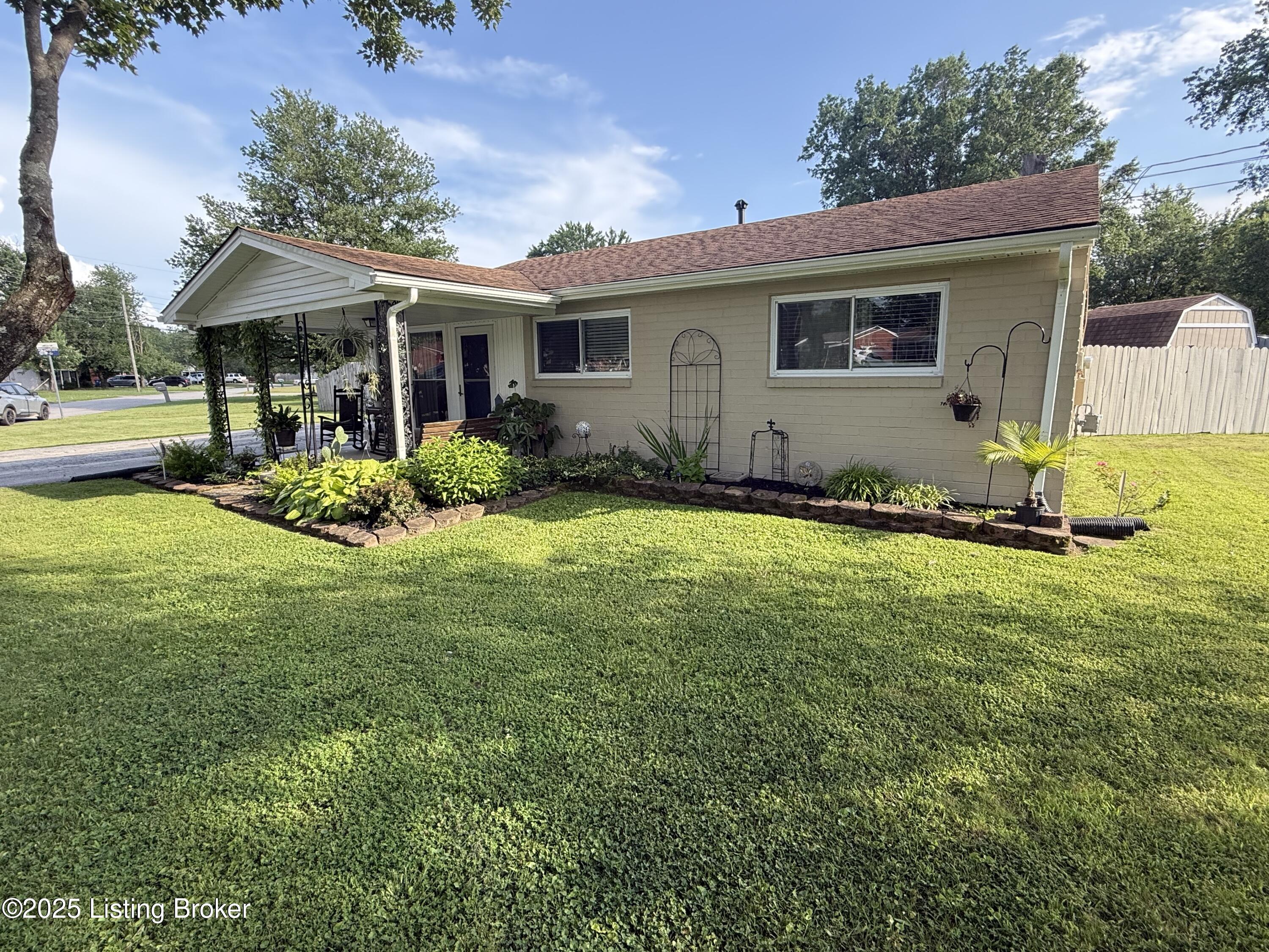 8600 James R Road Fairdale, KY 40118 - Photo 2 of 24 IMG_4046
