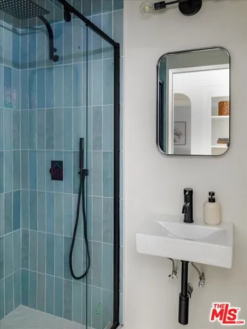 $1,149,000 | 2207 Alsace Avenue, Los Angeles, CA 90016