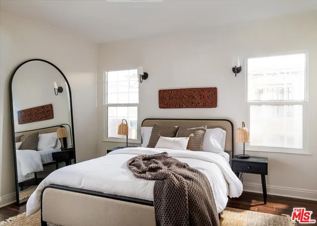 $1,149,000 | 2207 Alsace Avenue, Los Angeles, CA 90016