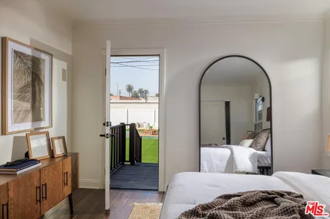 $1,149,000 | 2207 Alsace Avenue, Los Angeles, CA 90016