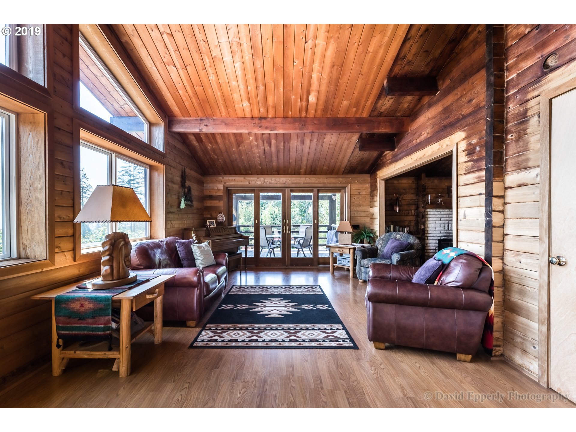 57049 Walker Road Scappoose, OR 97056 - Photo 5 of 32 Gallery Image 5