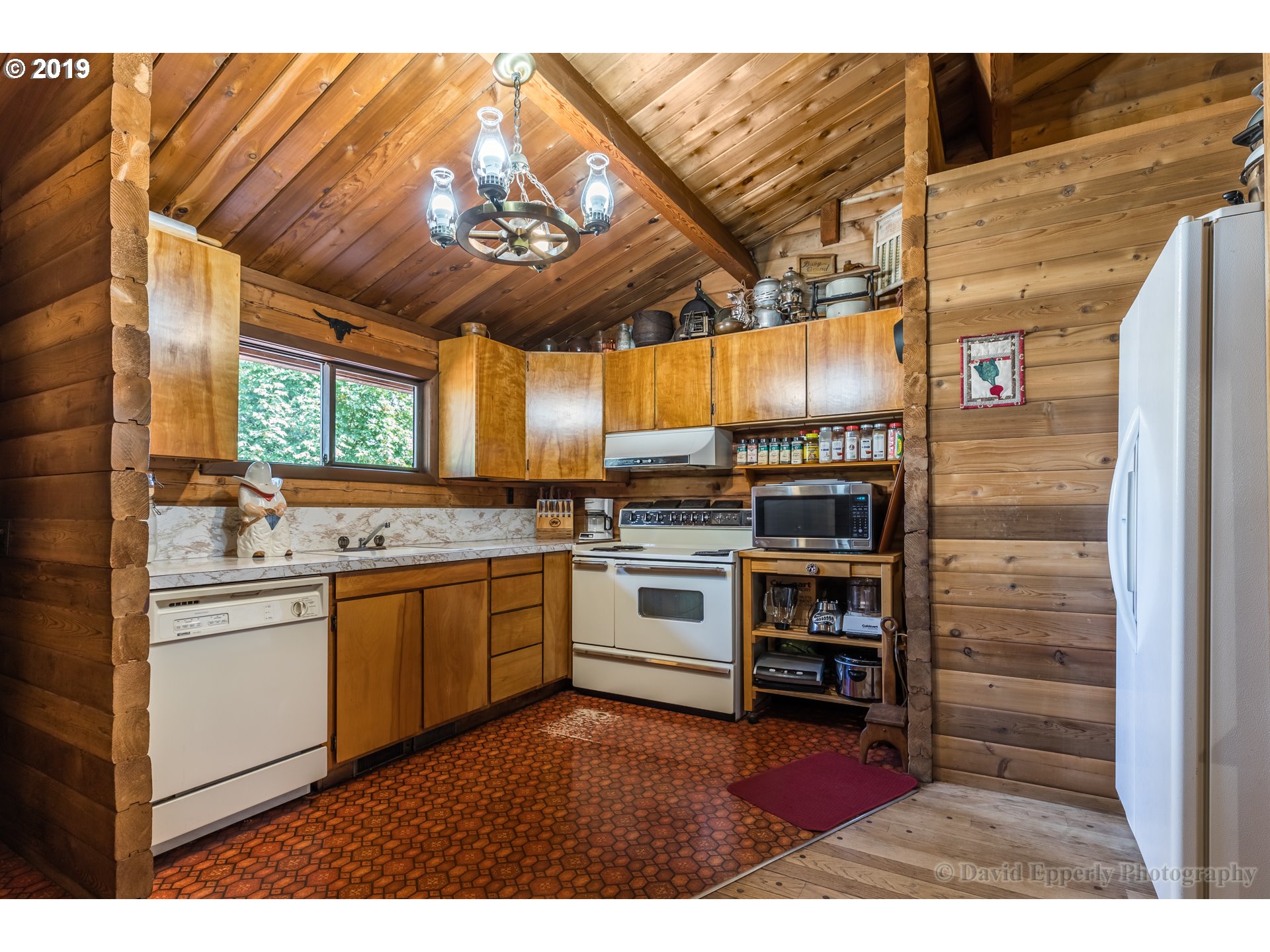 57049 Walker Road Scappoose, OR 97056 - Photo 7 of 32 Gallery Image 7