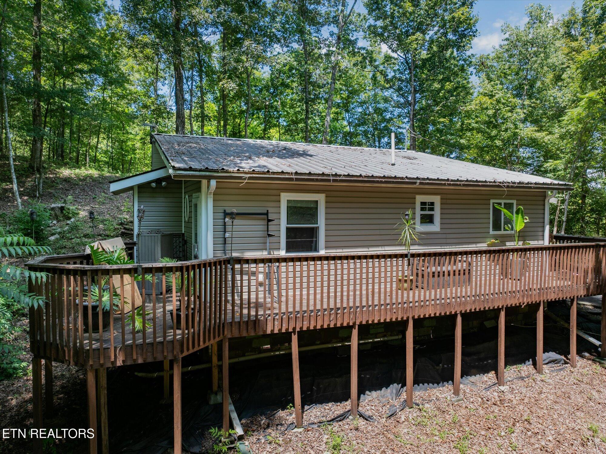 7801 Rollen Road Knoxville, TN 37920 - Photo 12 of 36 11-7801-Rollen-Rd-Knoxville-TN-11