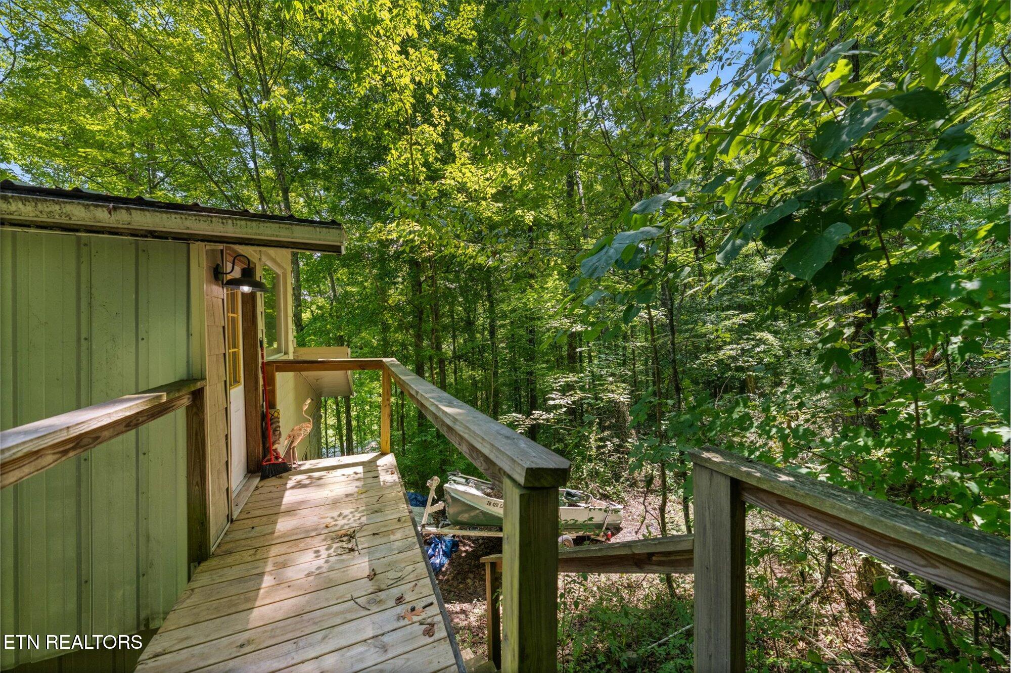 7801 Rollen Road Knoxville, TN 37920 - Photo 16 of 36 15-7801-Rollen-Rd-Knoxville-TN-15