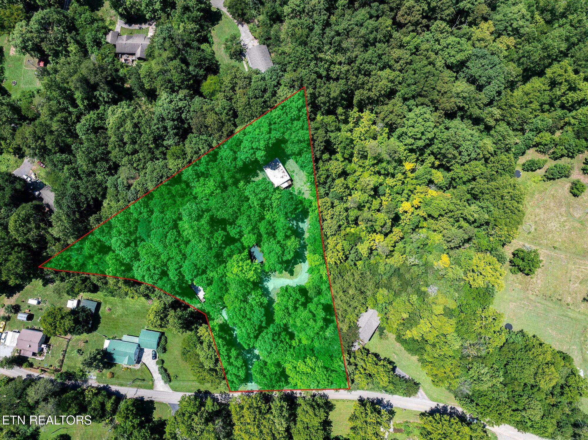 7801 Rollen Road Knoxville, TN 37920 - Photo 34 of 36 34-7801-Rollen-Rd-Knoxville-TN-34