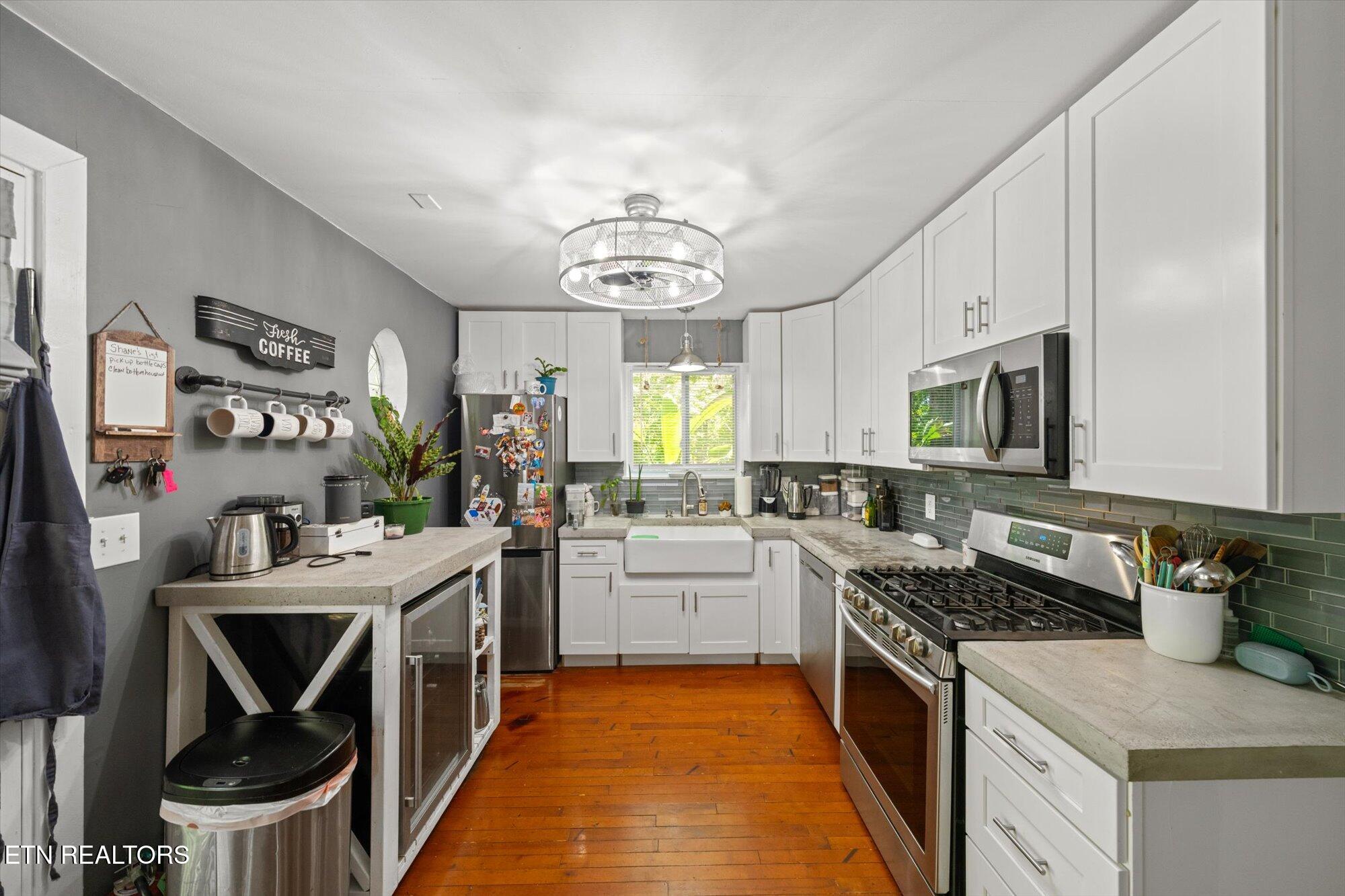 7801 Rollen Road Knoxville, TN 37920 - Photo 6 of 36 05-7801-Rollen-Rd-Knoxville-TN-5