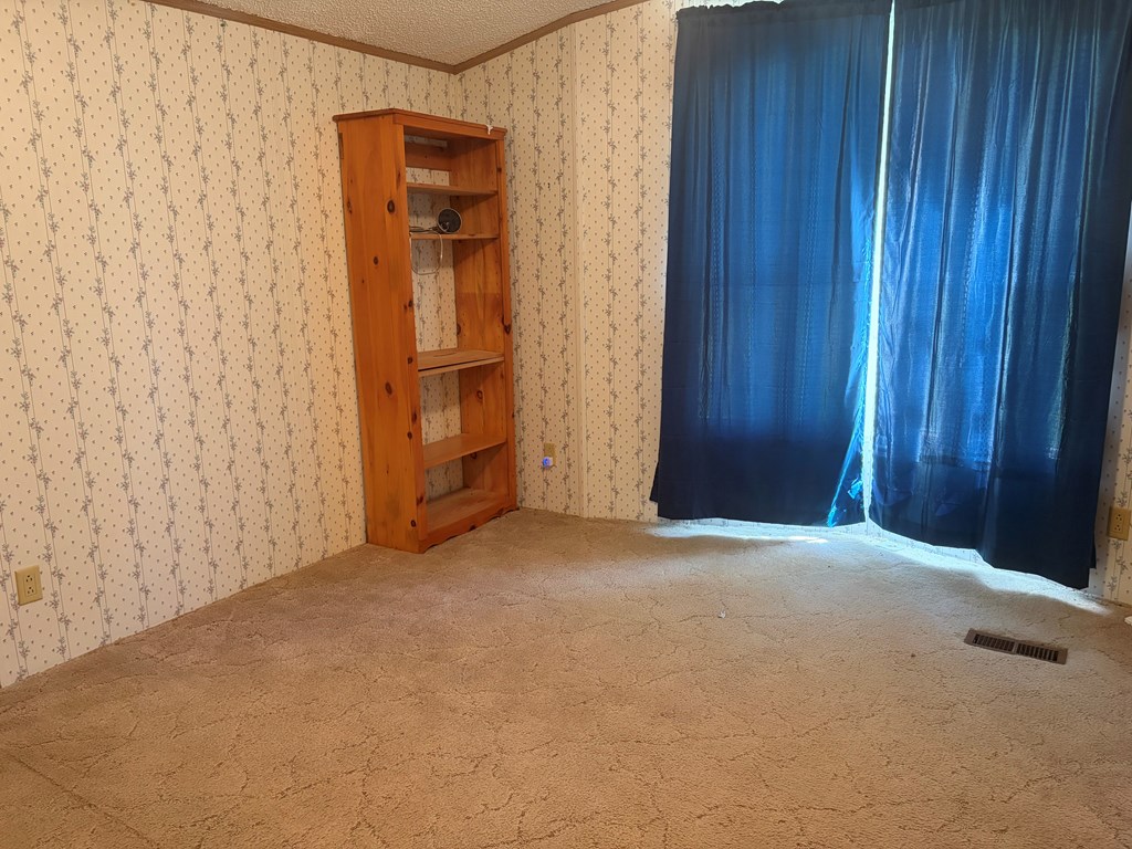 16148 Holbrook Road Pleasantville, PA 16341 - Photo 14 of 33