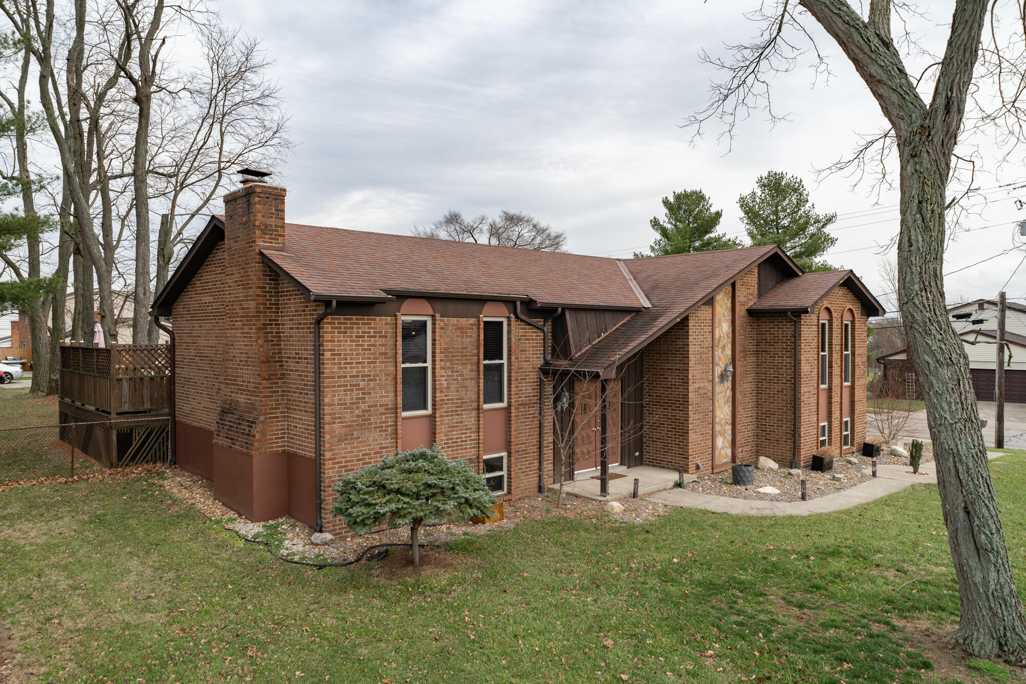 8370 Pleasant Valley Road Florence, KY 41042 - Photo 1 of 30 Gallery Image 1