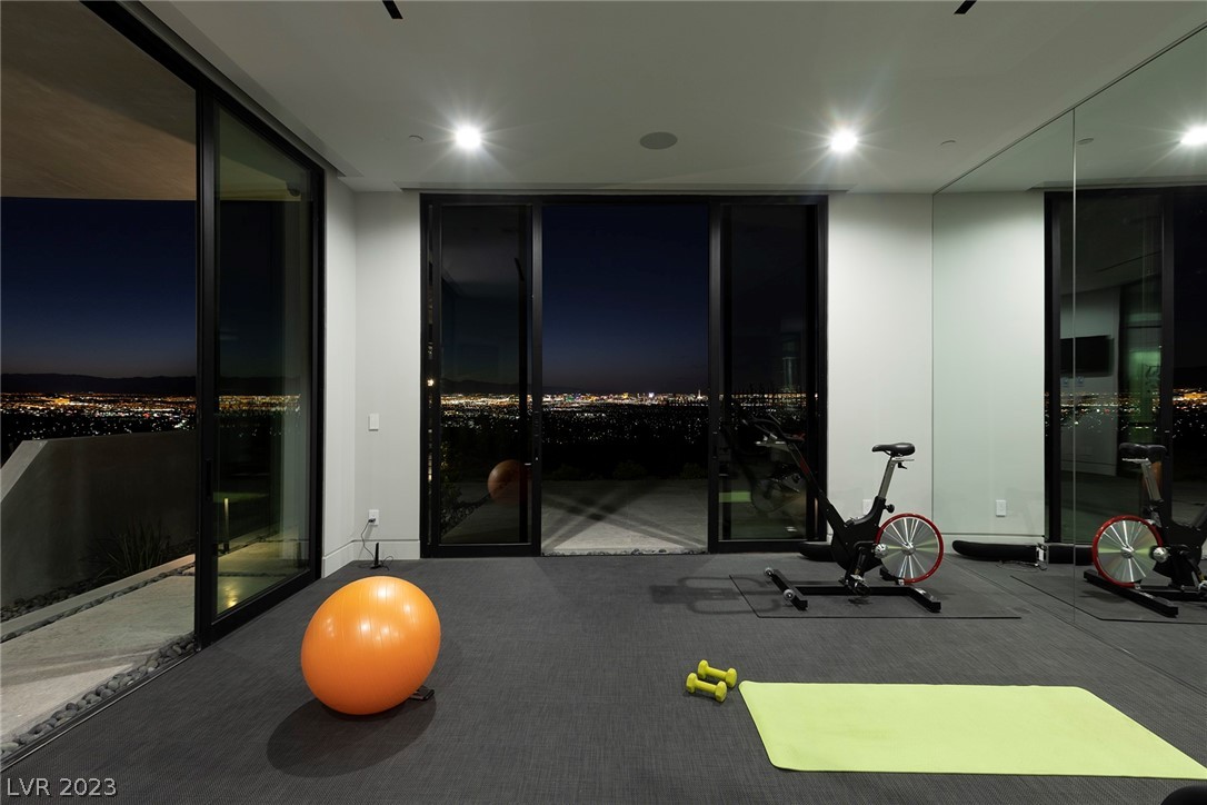 681 Dragon Peak Drive Henderson, NV 89012 - Photo 27 of 50