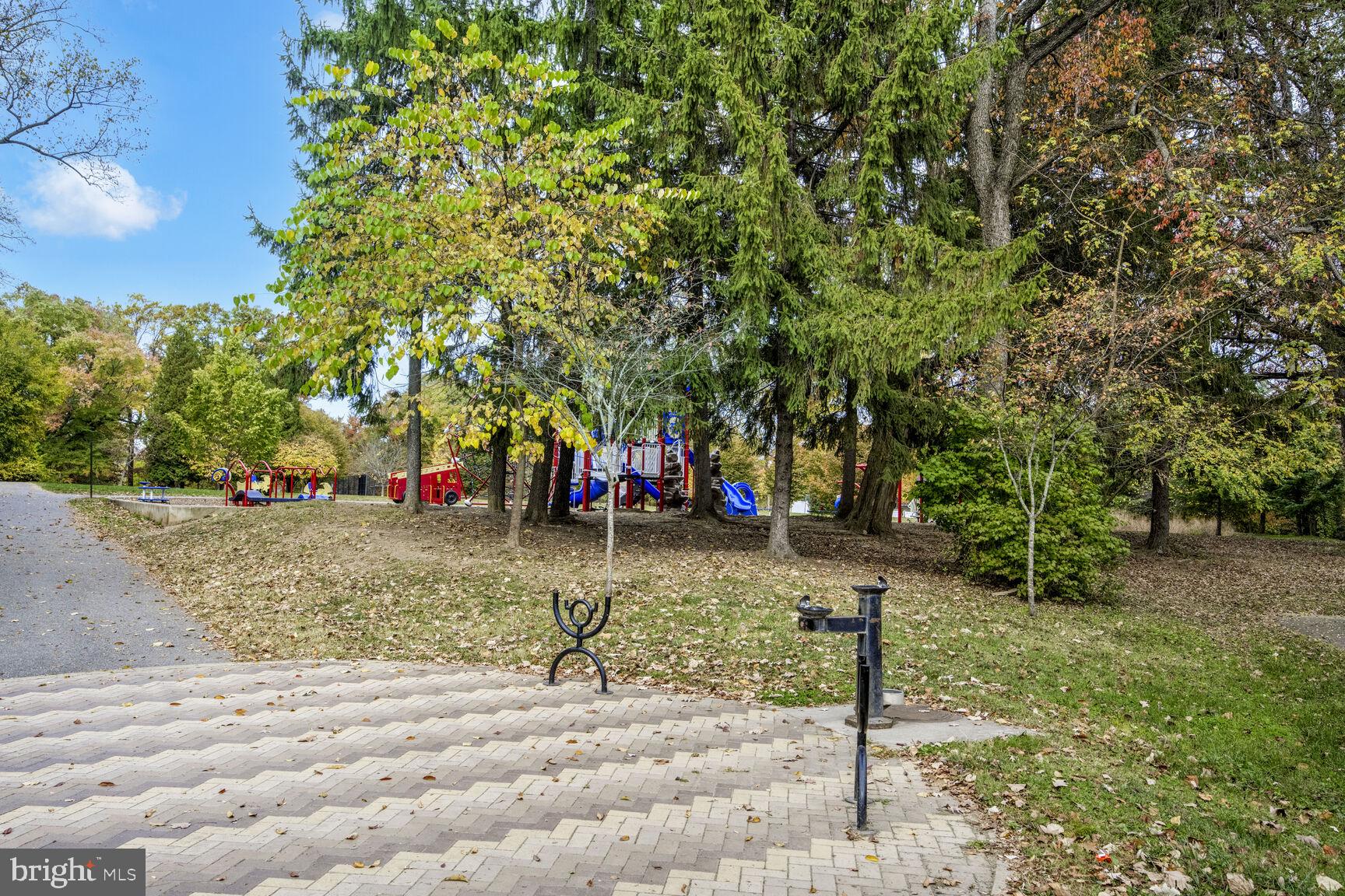 807 Lanark Way Silver Spring, MD 20901 - Photo 36 of 39 a view of a park with swings
