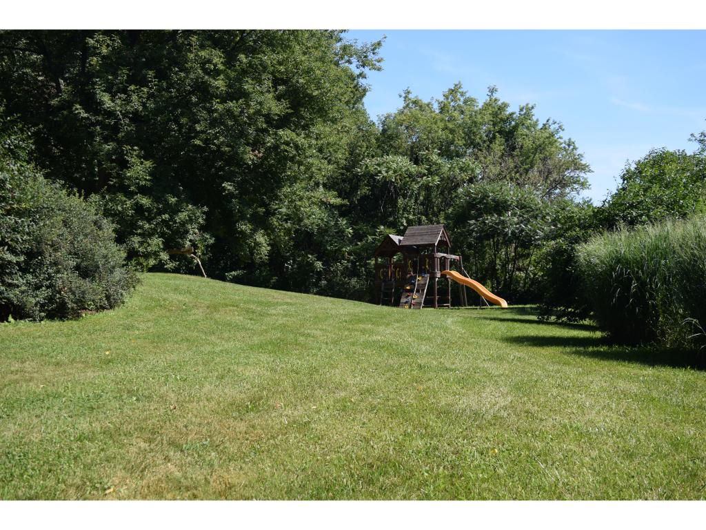 82 Root Road Charlotte, VT 05445 - Photo 18 of 18 Gallery Image 18