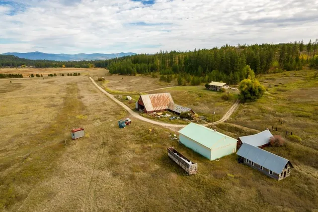 $1,500,000 | 3900 Haverland Meadows Road, Unit 1, Valley, WA 99181