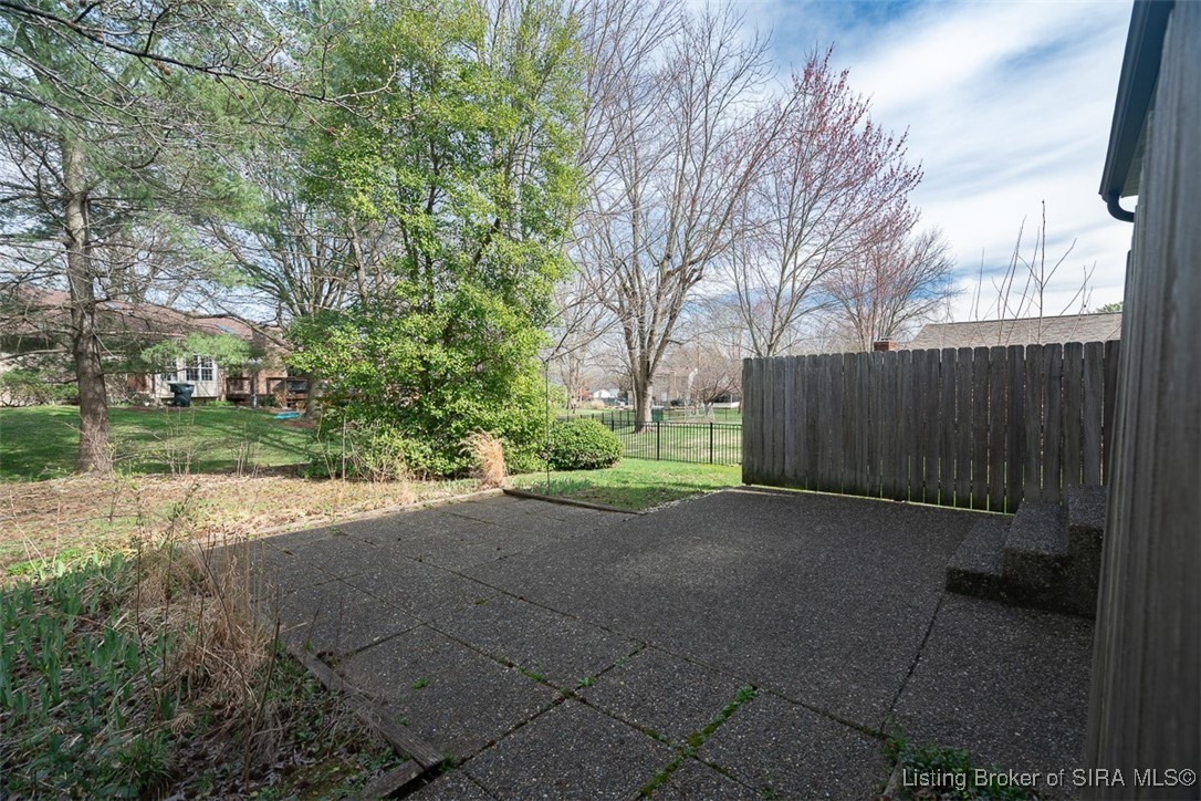 1120 Eastridge Drive New Albany, IN 47150 - Photo 13 of 82