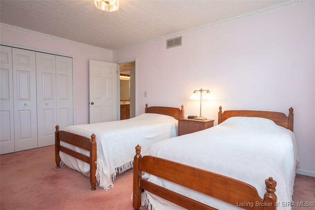 1120 Eastridge Drive New Albany, IN 47150 - Photo 58 of 82