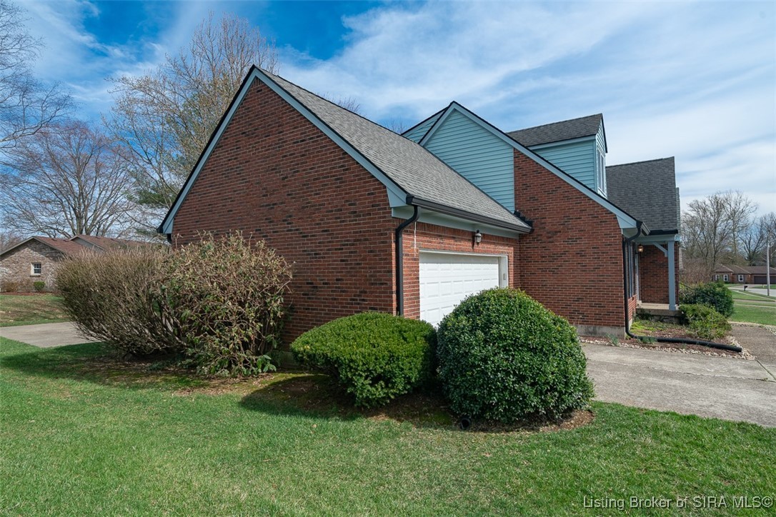 1120 Eastridge Drive New Albany, IN 47150 - Photo 8 of 82