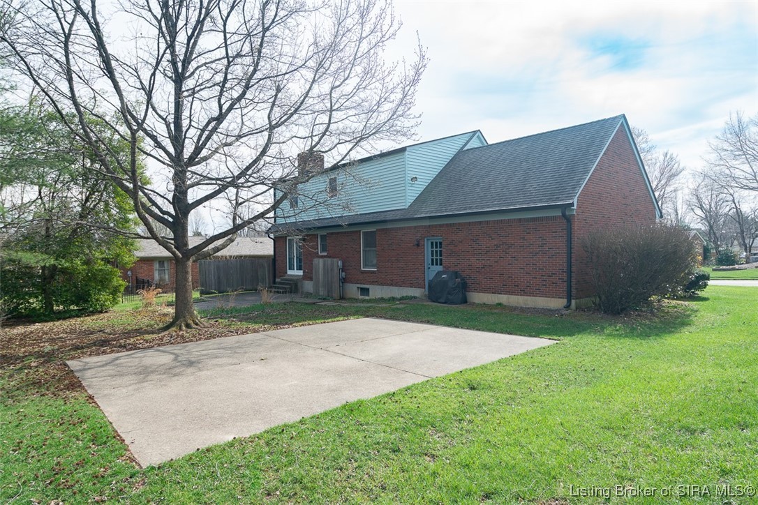 1120 Eastridge Drive New Albany, IN 47150 - Photo 9 of 82