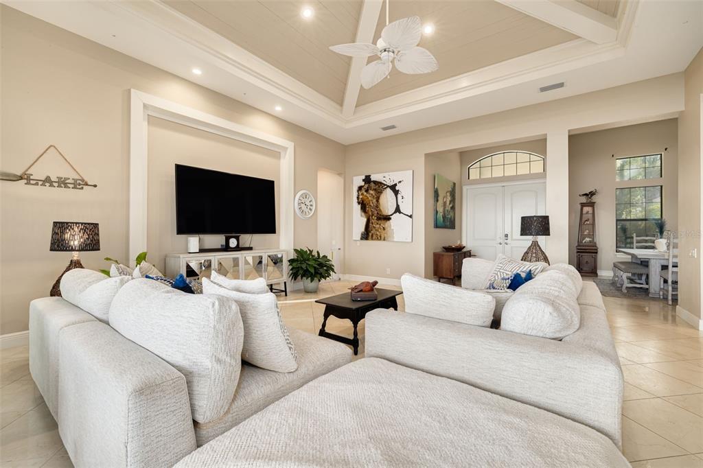 9505 Aqua Lane Odessa, FL 33556 - Photo 7 of 43