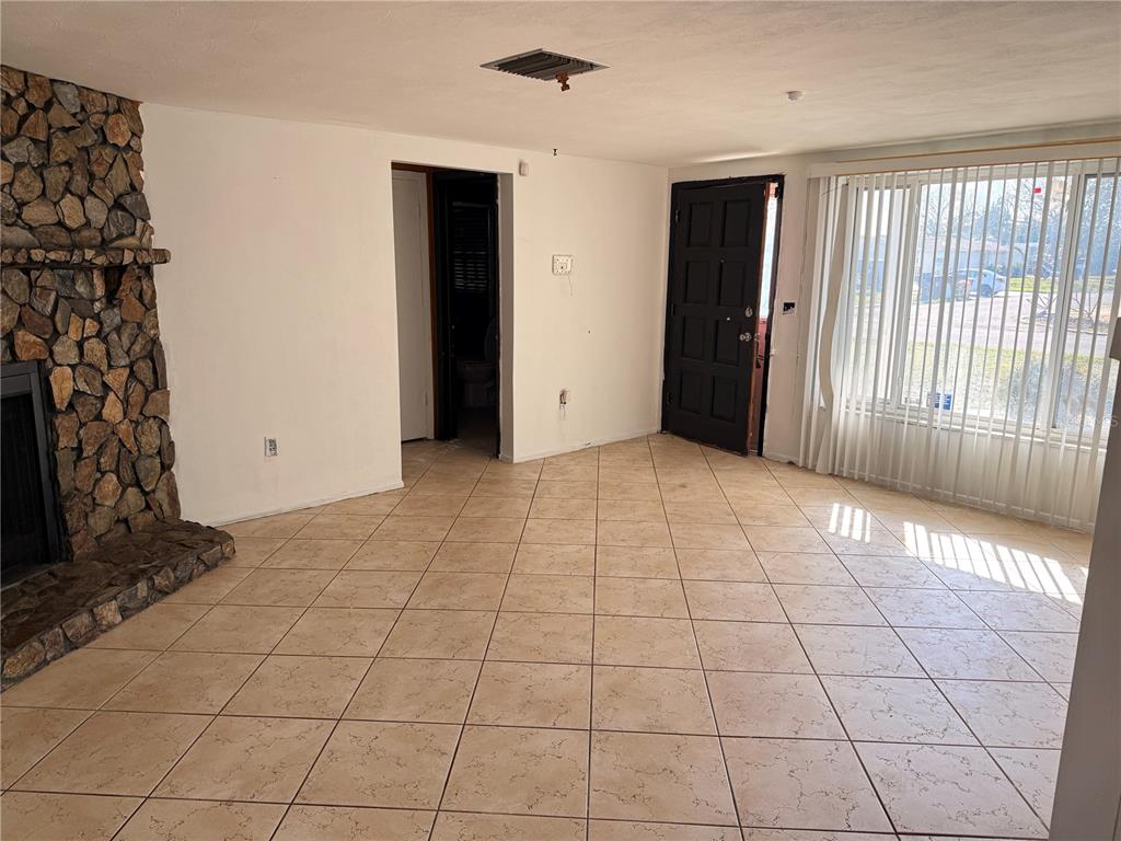 11200 Tamarix Avenue Port Richey, FL 34668 - Photo 7 of 28