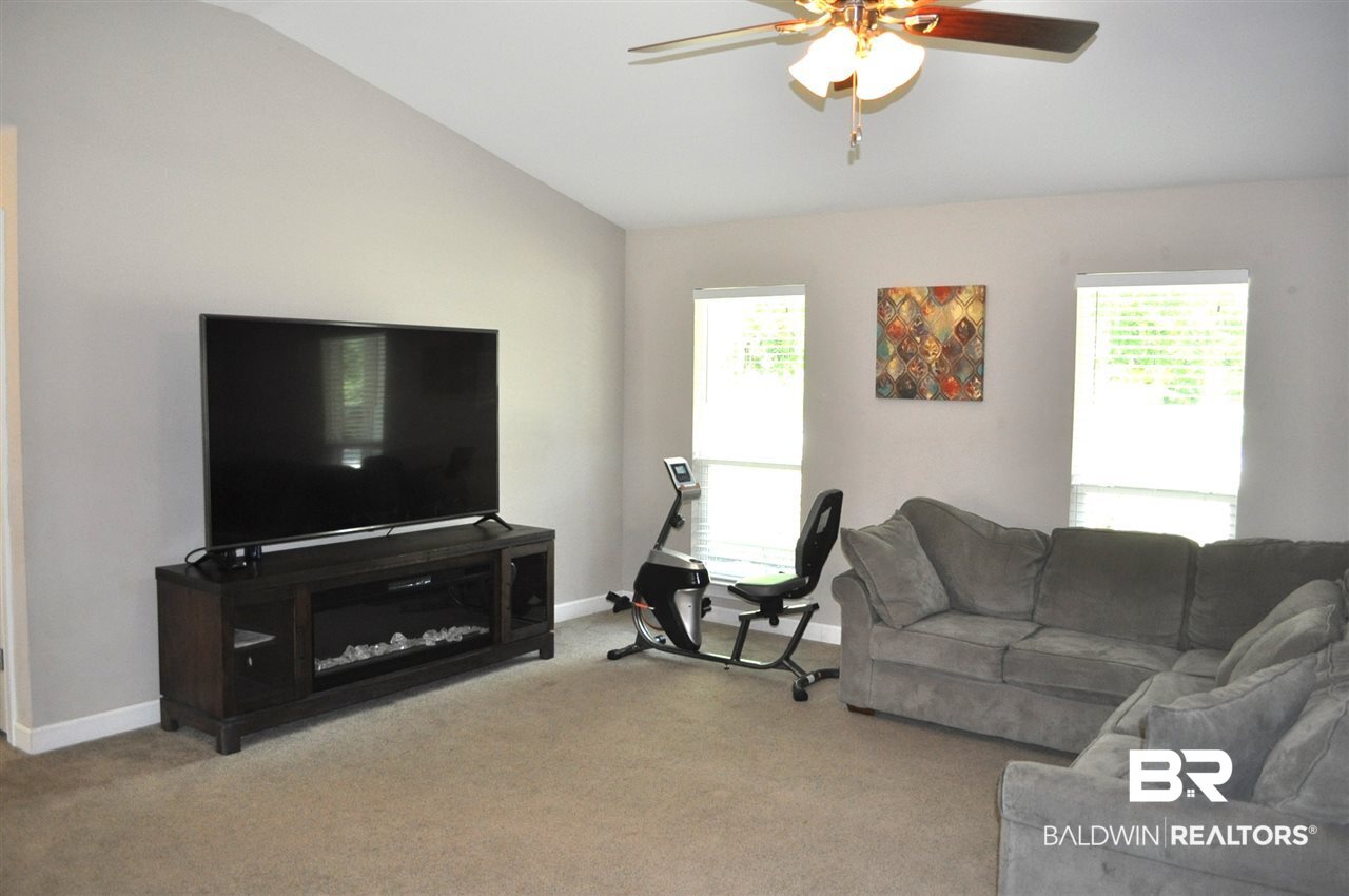 629 Pine Street Saraland, AL 36571 - Photo 4 of 17 Den