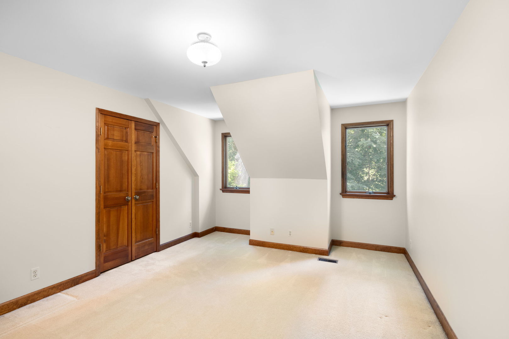 37W305 Crane Road St. Charles, IL 60175 - Photo 21 of 31