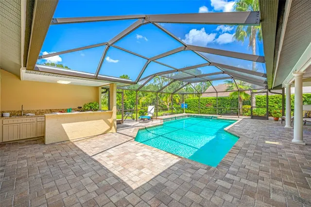 $830,000 | 17909 Clear Lake Drive, Lutz, FL 33548