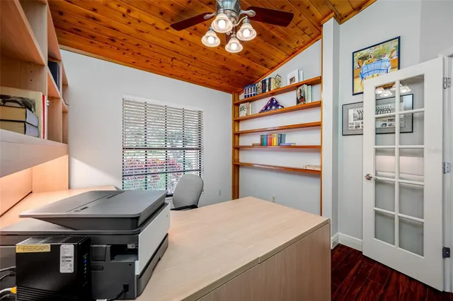 $830,000 | 17909 Clear Lake Drive, Lutz, FL 33548