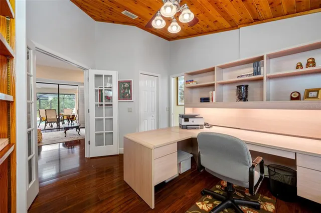 $830,000 | 17909 Clear Lake Drive, Lutz, FL 33548