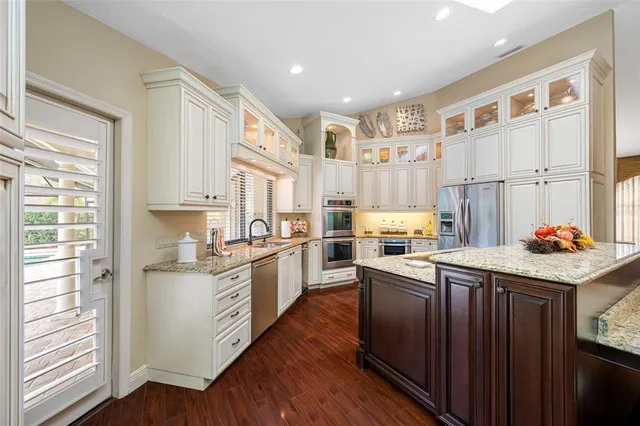 $830,000 | 17909 Clear Lake Drive, Lutz, FL 33548