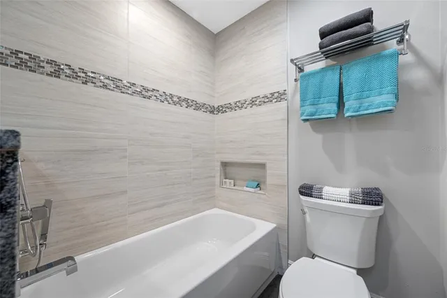 $830,000 | 17909 Clear Lake Drive, Lutz, FL 33548