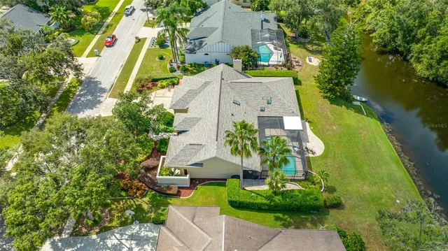 $830,000 | 17909 Clear Lake Drive, Lutz, FL 33548