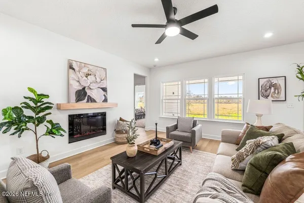 $450,000 | 433 Southeast 34th Street, Keystone Heights, FL 32656