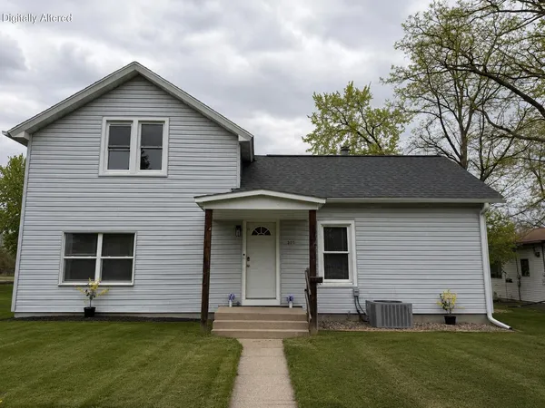 $239,999 | 305 West Foster Street, Tomah, WI 54660
