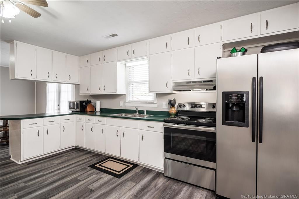 8060 South Voyles Road Pekin, IN 47165 - Photo 7 of 33 Gallery Image 7