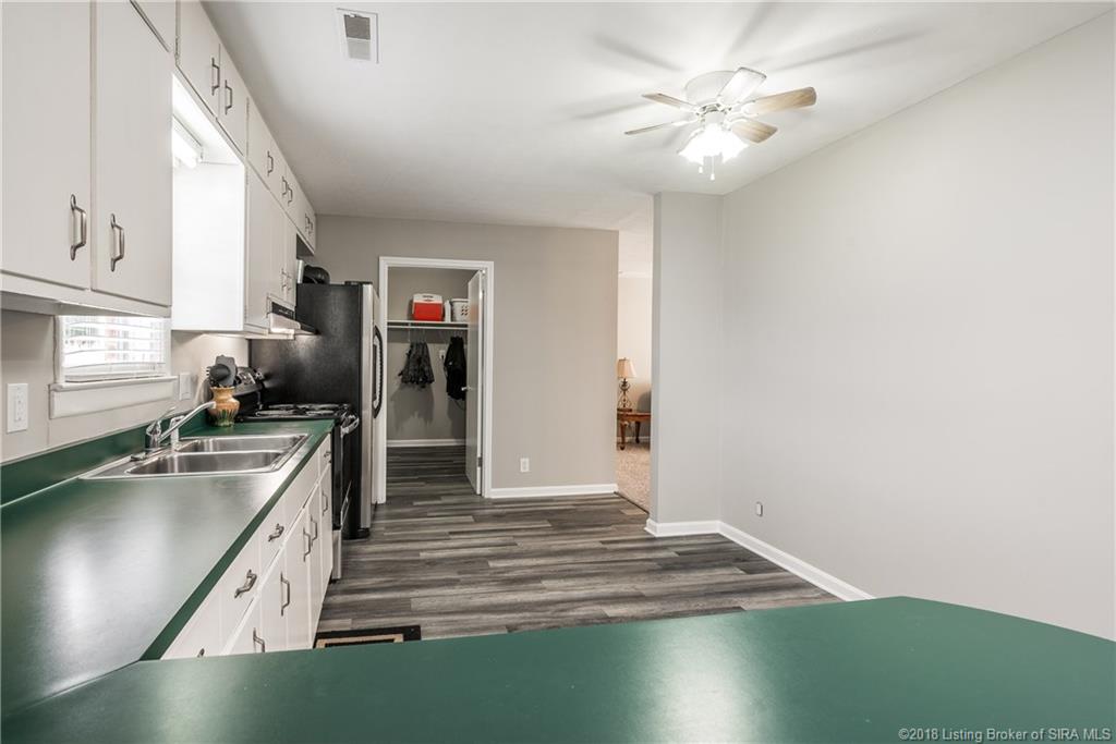 8060 South Voyles Road Pekin, IN 47165 - Photo 10 of 33 Gallery Image 10