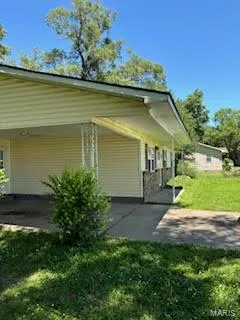$62,000 | 507 South Railroad Street, Matthews, MO 63867