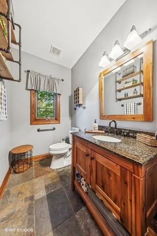 $975,000 | 9032 Wolf Road, Willow Springs, IL 60527