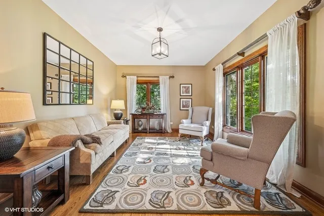 $975,000 | 9032 Wolf Road, Willow Springs, IL 60527