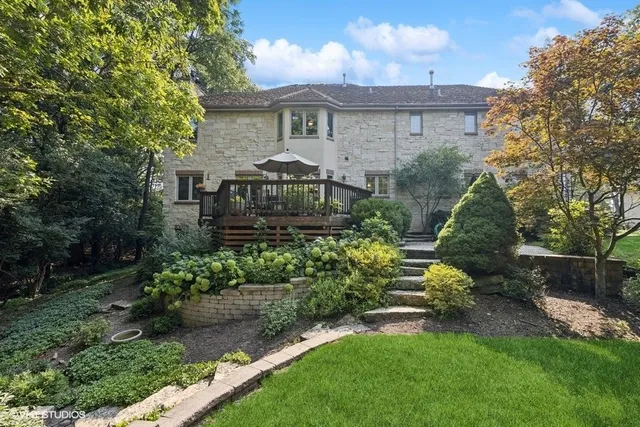 $975,000 | 9032 Wolf Road, Willow Springs, IL 60527