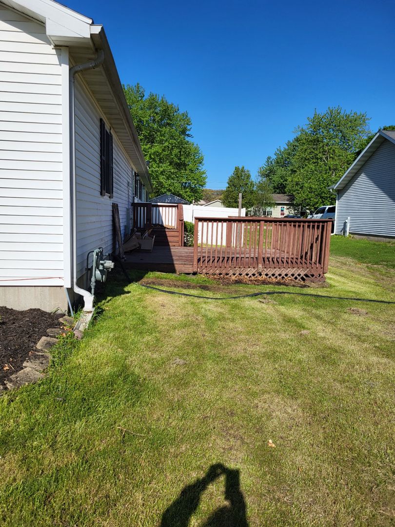 129 Country Court Seneca, IL 61360 - Photo 1 of 3