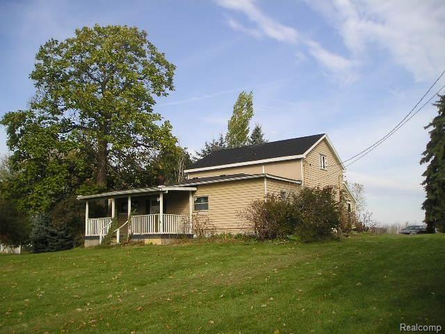 5042 Lahring Road Linden, MI 48451 - Photo 12 of 12 Front View
