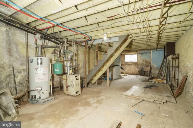 $1,600 | 2557 South 61st Street, Philadelphia, PA 19142