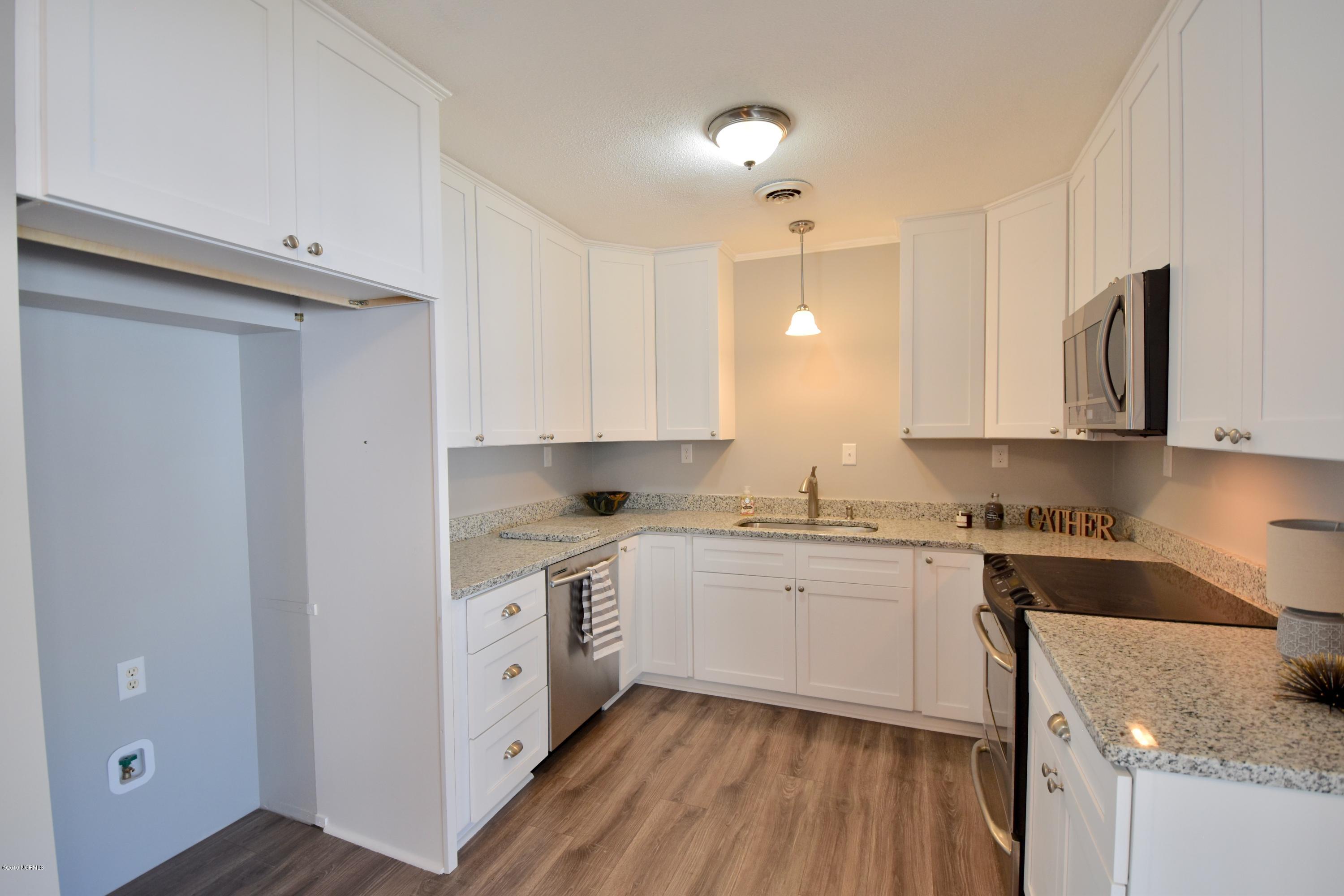 226 Brookview Road Wilmington, NC 28409 - Photo 20 of 86 DSC_0781