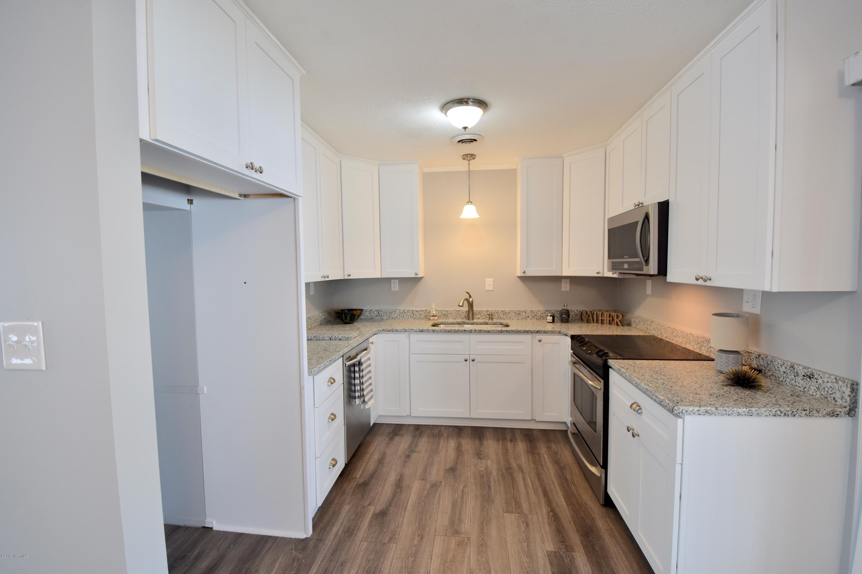 226 Brookview Road Wilmington, NC 28409 - Photo 23 of 86 DSC_0840